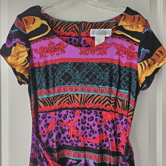 The Jessica Vintage Wrap Dress Colorful Patterned - Picture 4 of 7